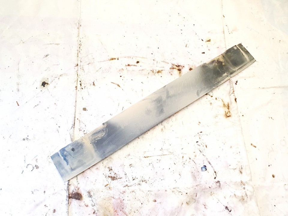 8218785C BMW 3-Series 2000 Interior trim