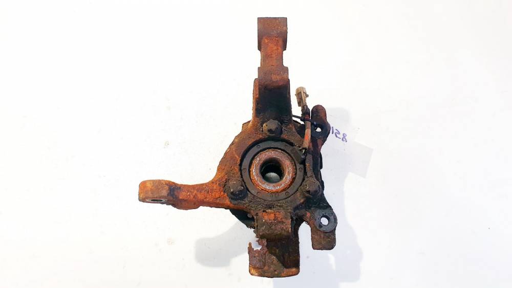 Opel Zafira 2003 Pyörän navan kiinnike - EDESSÄ VASEMMALLA