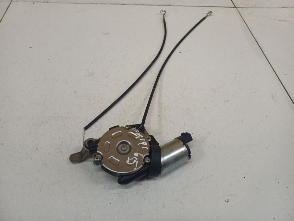 2016801 Volkswagen Passat 2006 Sedynes varikliukas P.K.