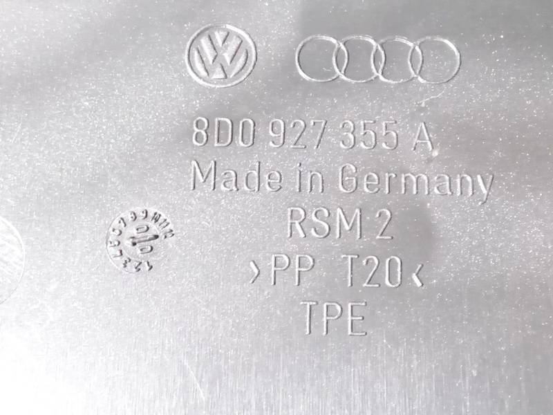 8D0927355A Audi A6 2001 Fuse Box Cover - Thumbnail 3