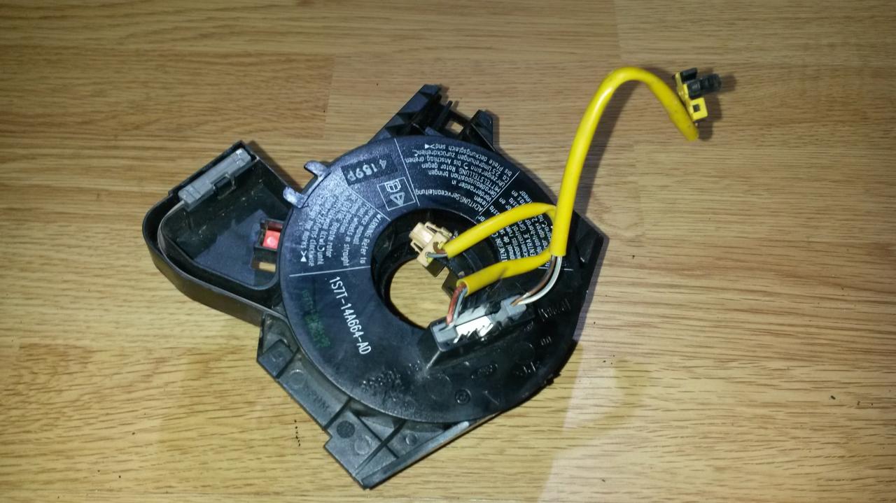 1S7T14A664AD Ford Mondeo 2001 Stūres kasete – SRS gredzens – signāla gredzens