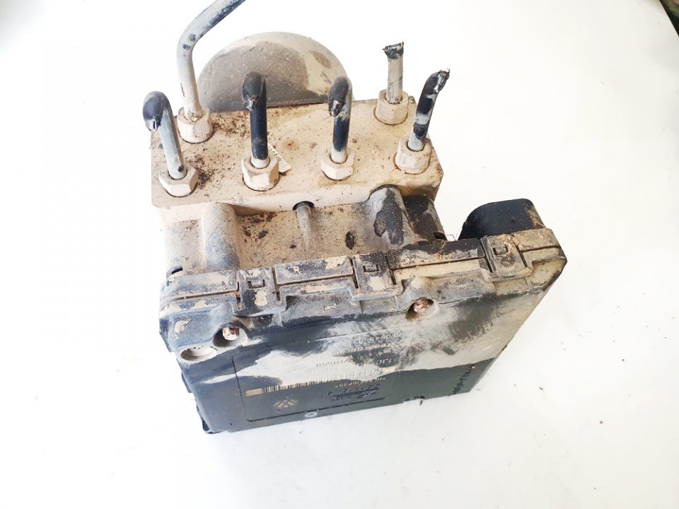 1J0907379G Volkswagen Golf 1998 ABS Unit (ABS Brake Pump)
