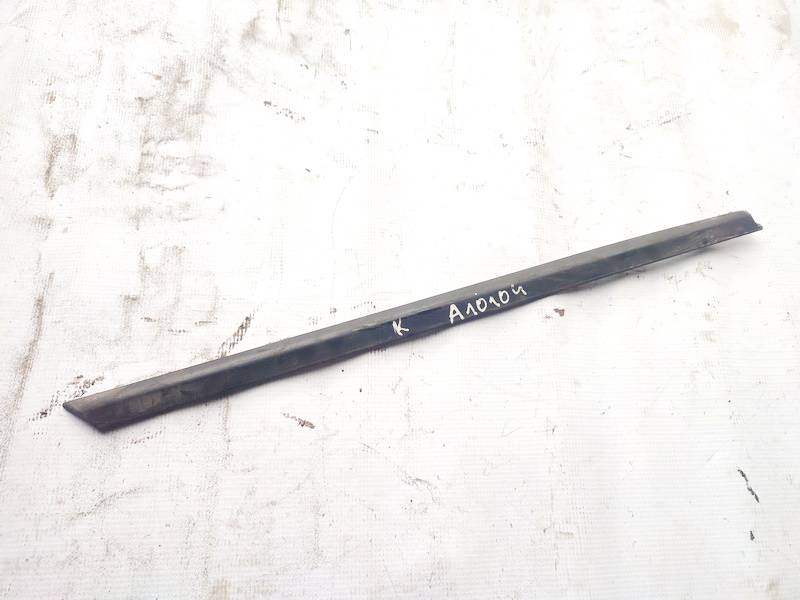 7L0853539LM3 Volkswagen Touareg 2003 Glass Trim Molding-weatherstripping - REAR LEFT