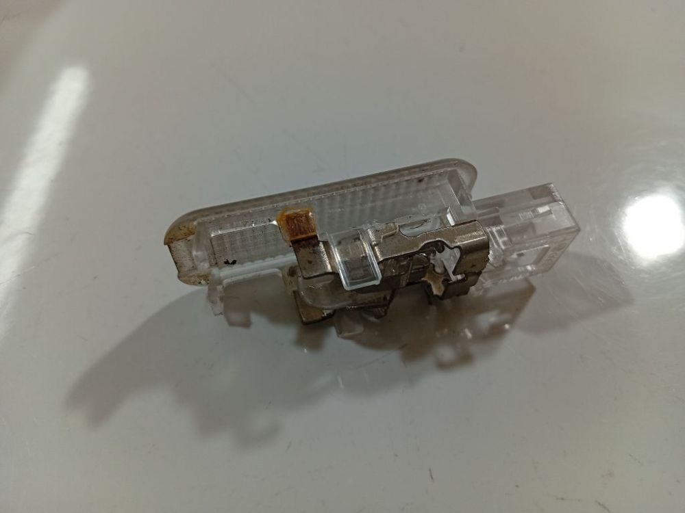 4B0947415 Audi A6 2003 Плафон салонный - Thumbnail 2