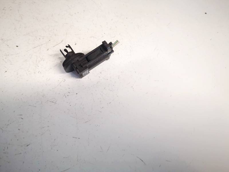 1H0907543A Audi A3 1998 Intake Air Temperature Sensor (Cabin Air Temperatur) - Thumbnail 3