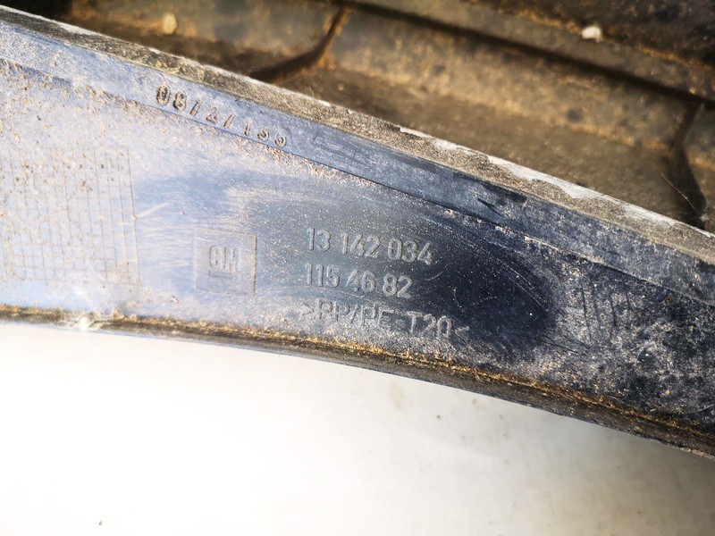 13142034 Opel Zafira 2007 Wiper Muolding - FRONT - Thumbnail 3