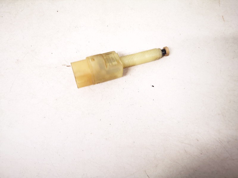 4A0945515A Audi A4 1997 Stabdziu zibintu daviklis (rele-varlyte)