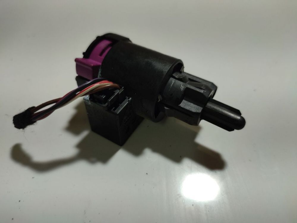 14689962 Audi A6 2007 Interruptor sensor del pedal de freno - Thumbnail 2