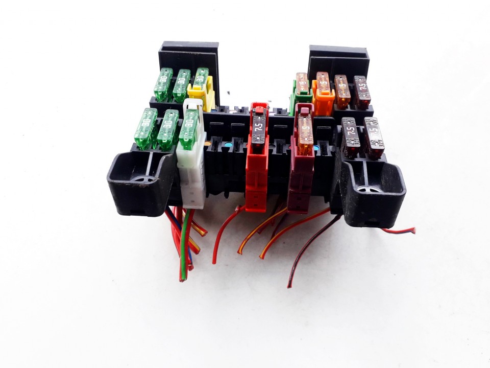 2115450301 Mercedes-Benz E-CLASS 2002 Fuse box