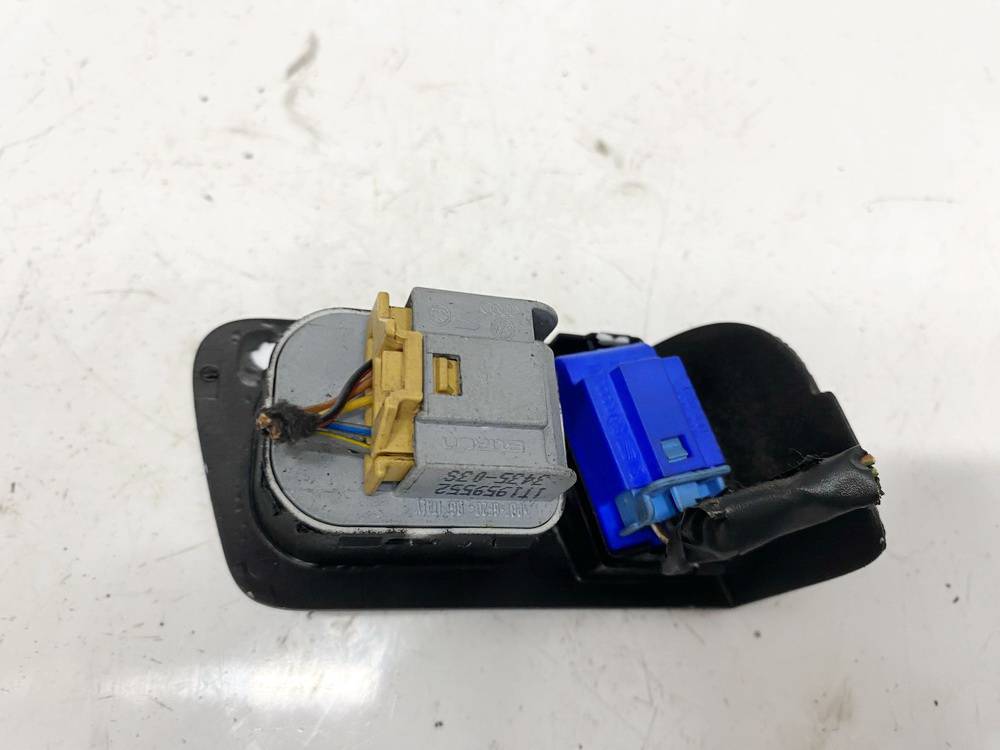 1T1959552 Skoda Superb 2011 Isoriniu veidrodeliu valdymas - Thumbnail 3