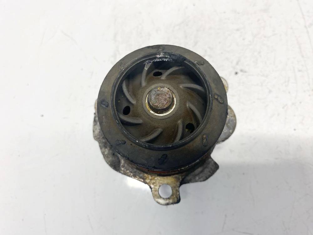 08102469 Volkswagen Passat 2003 Vandens pompa (siurblys) - Thumbnail 3