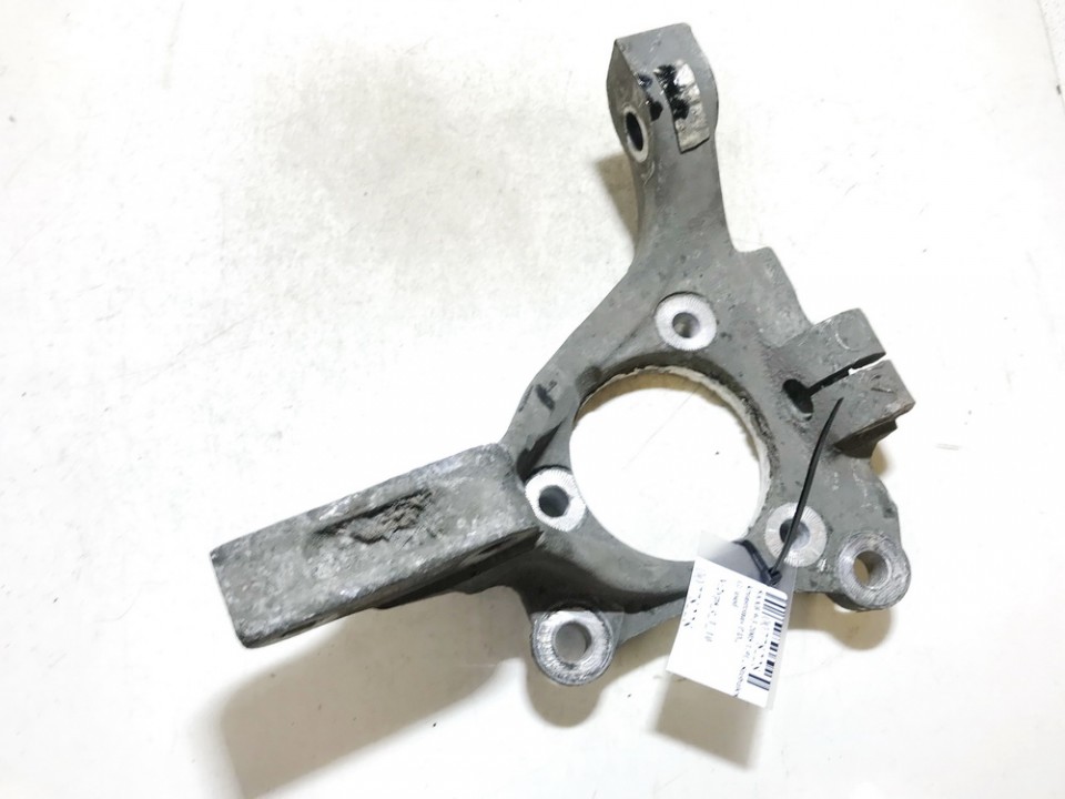 SAAB 9-3 2005 Steering Knuckle - FRONT RIGHT