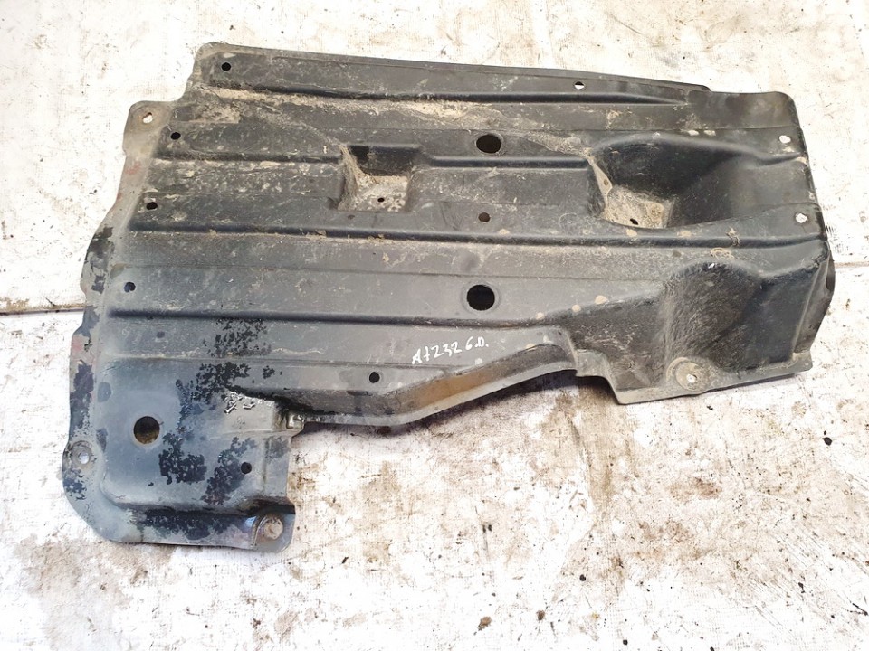 583980F010 Toyota Corolla Verso 2008 Bottom protection