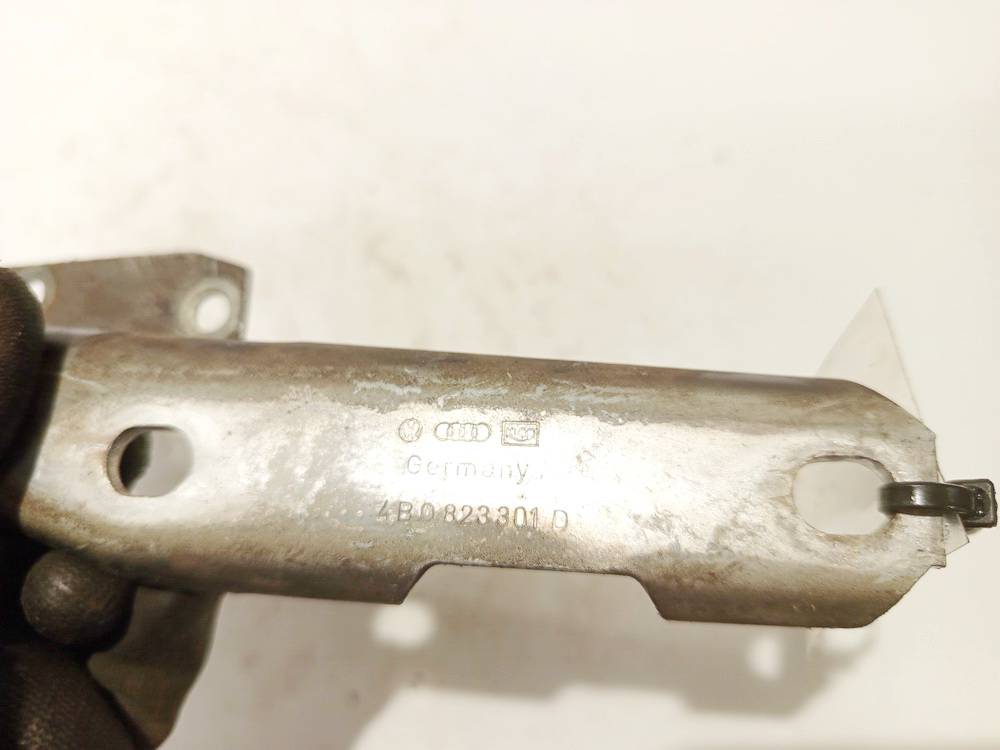 4B0823301D Audi A6 2003 Hood bonnet Hinge - FRONT LEFT - Thumbnail 3