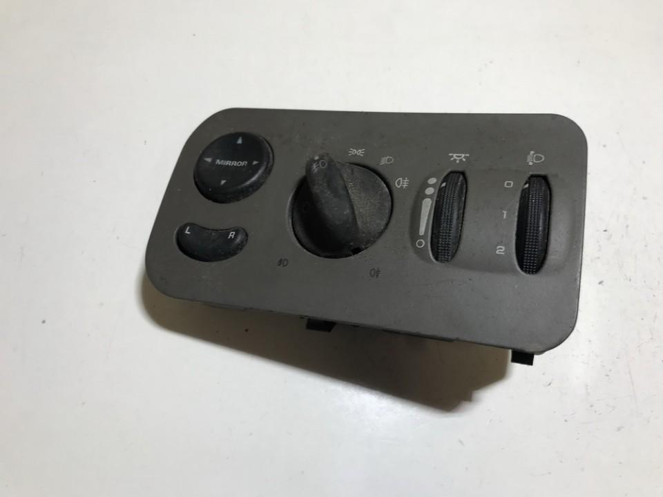P0TC921L5AD Chrysler Voyager 2002 Headlight adjuster switch (Foglight Fog Light Control Switches)