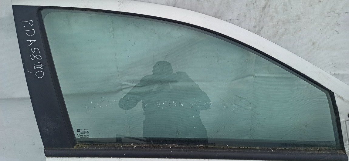PILKA Opel Astra 2007 Door-Drop Glass - FRONT RIGHT