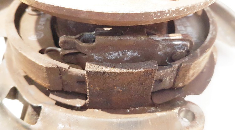 BMW 1-Series 2007 Mechanizm hamulca ręcznego