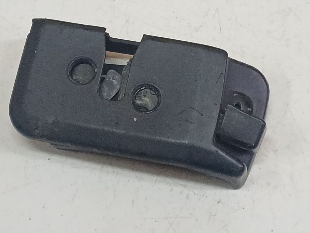 4A9885734 Audi 100 1991 Sedynes spyna