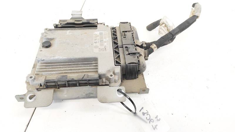 03G906015CD Volkswagen Touran 2005 ECU Engine Computer (Engine Control Unit)