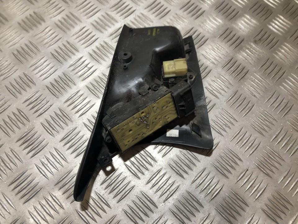 685462B Chrysler Voyager 2000 Power window control (Window Regulator-Window Switch) - Thumbnail 2