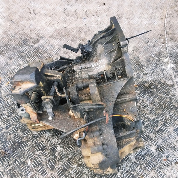 XS4R7F096CA Ford Focus 2000 Gearbox - Thumbnail 3