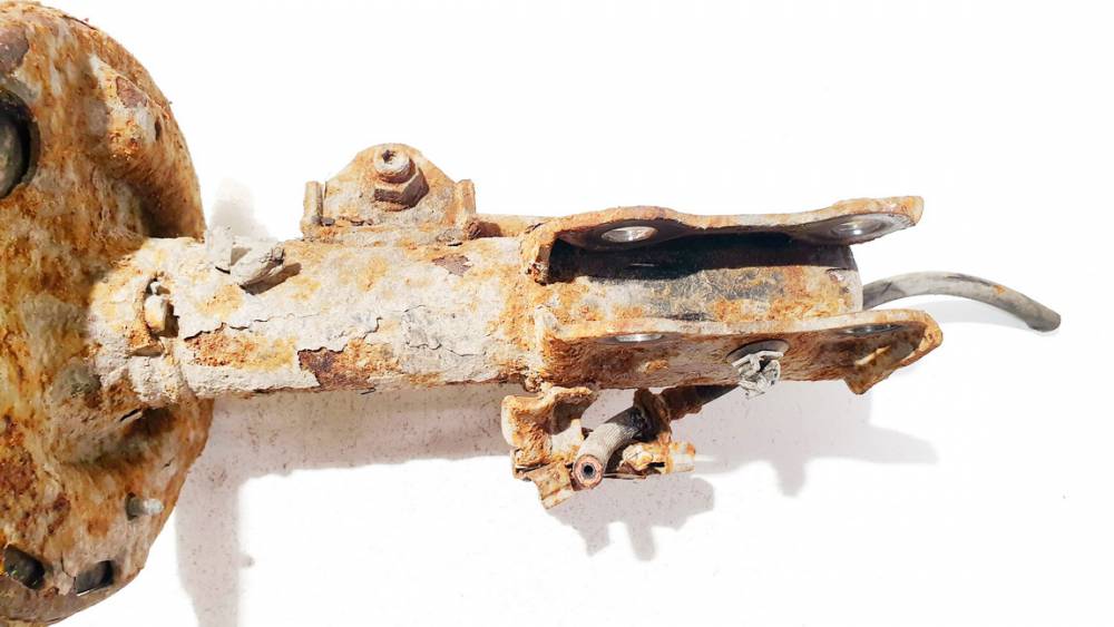 Toyota Auris 2007 Iskunvaimennin - EDESSÄ OIKEALLA - Thumbnail 3