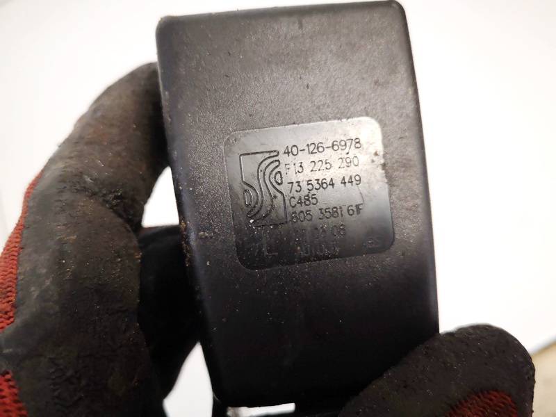 13225290 Opel Corsa 2008 Seat belt holder (Seat belt Buckle) - REAR LEFT - Thumbnail 2