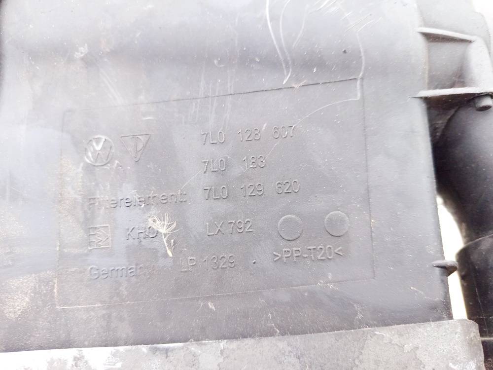 7L0128607 Volkswagen Touareg 2003 Air filter box - Thumbnail 3
