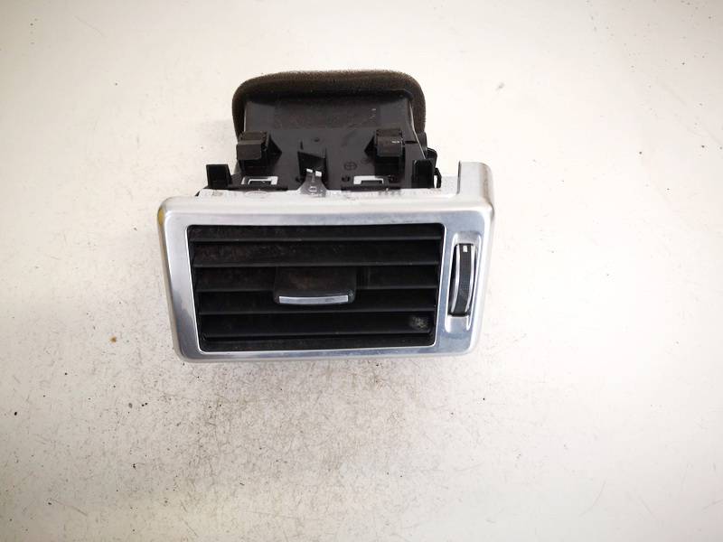 FK72018B09A Land-Rover Discovery Sport 2017 Rejilla Aireadora -
Moldura protectora de la rejilla de ventilación lateral del panel