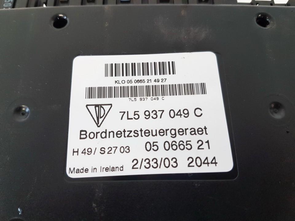7L5937049C Porsche Cayenne 2003 General Module Comfort Relay (Unit) - Thumbnail 3