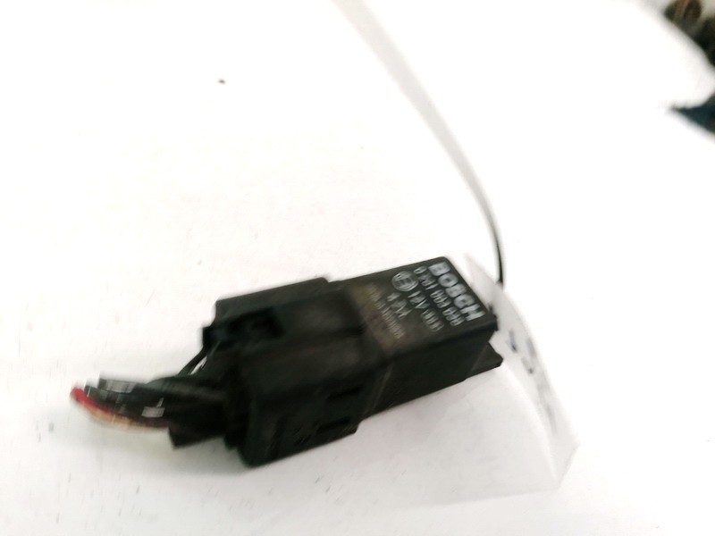 0281003038 USED Glow plug relay Volkswagen Passat 2006 2.0L