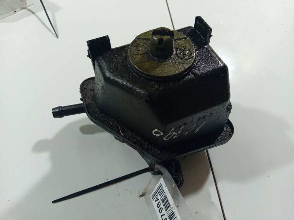 ZSB1J0422371C Volkswagen Bora 1999 Power Steering Pump Oil Reservoir Tank