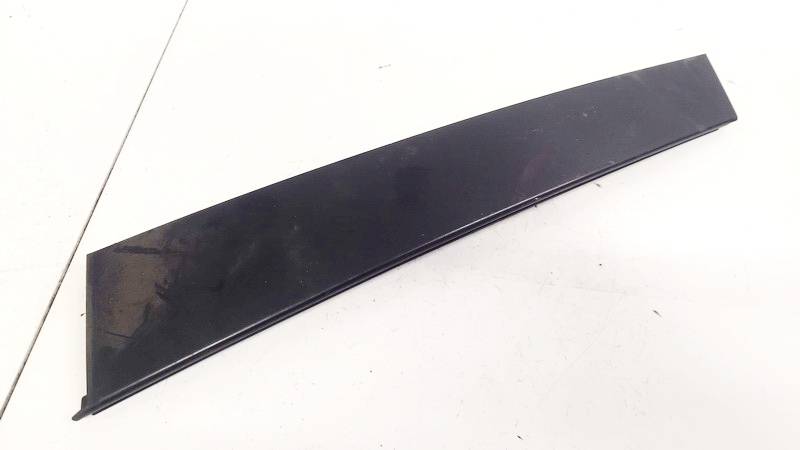 08622654RH Volvo V50 2006 Listwa szyby drzwi - TYLNE PRAWE