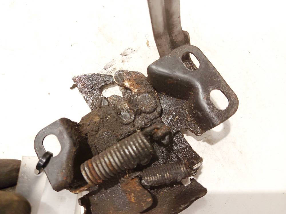 UAED Honda CR-V 2003 Konepellin lukko - Thumbnail 3