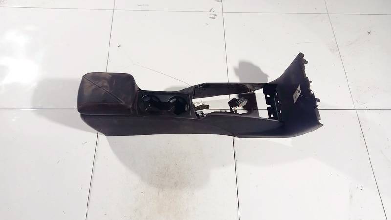 8687408 Volvo V50 2005 Seat Armrest