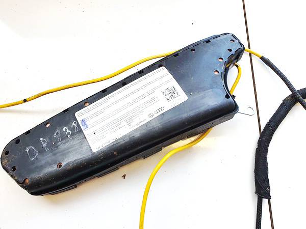 4F0880242E Volkswagen Golf 2009 Sitz AIRBAG