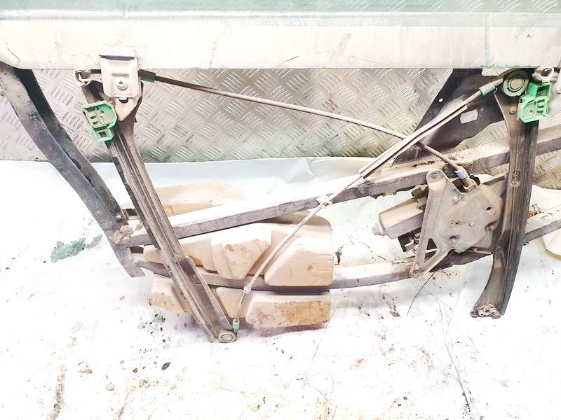 Audi A4 1997 ELEVALUNAS DELANTERO DERECHO, ALZACRISTALLI - DELANTERO DERECHO