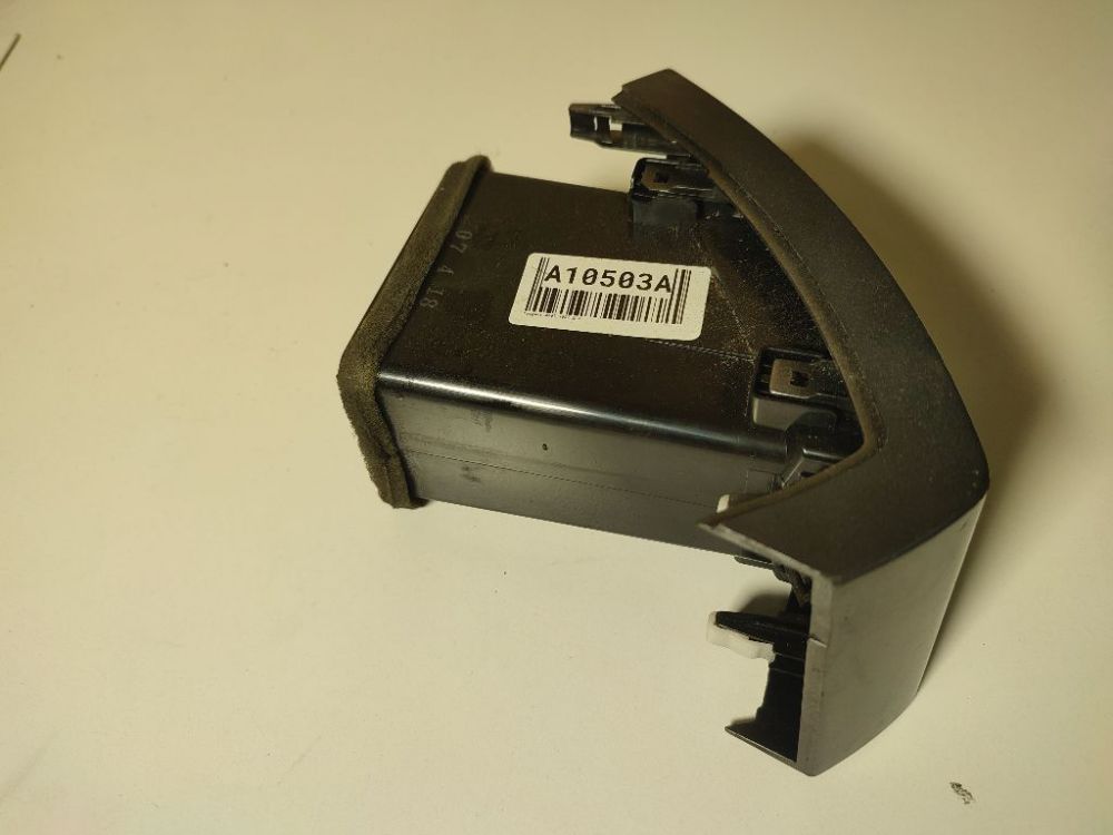 GN71114000 Peugeot 4007 2007 Dash Vent (Air Vent Grille) - Thumbnail 2