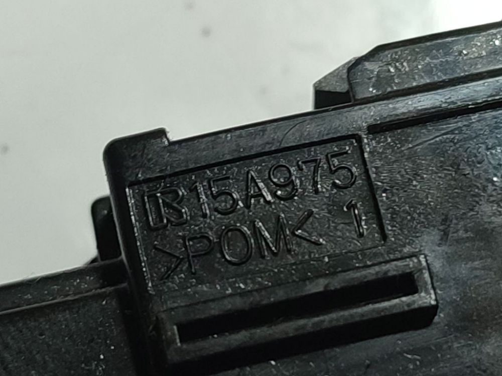 B15A975 Toyota Auris 2007 Ruko zibintu valdymo mygtukas - Thumbnail 4