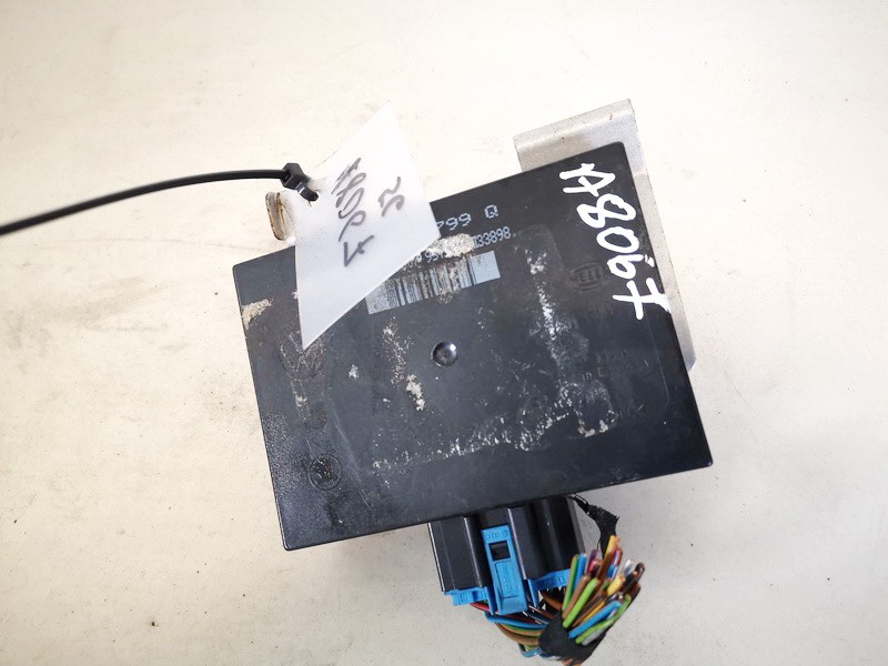 1J0959799Q Volkswagen Bora 1998 General Module Comfort Relay (Unit)
