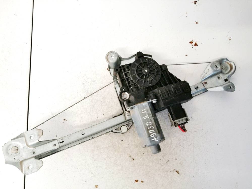 Opel Astra 2004 Oven Ikkunan Nostaja - TAKANA VASEMMALLA