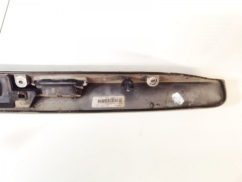 8D9827574 Rear door handle tailgate boot trim strip cover for Aud