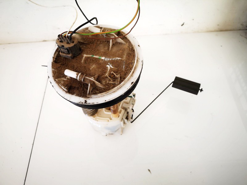 KWN831 Ford Fiesta 2002 Fuel Tank Sender Unit (Sensor Fuel )