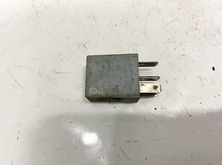 6025111584 Renault Espace 2001 Relay module