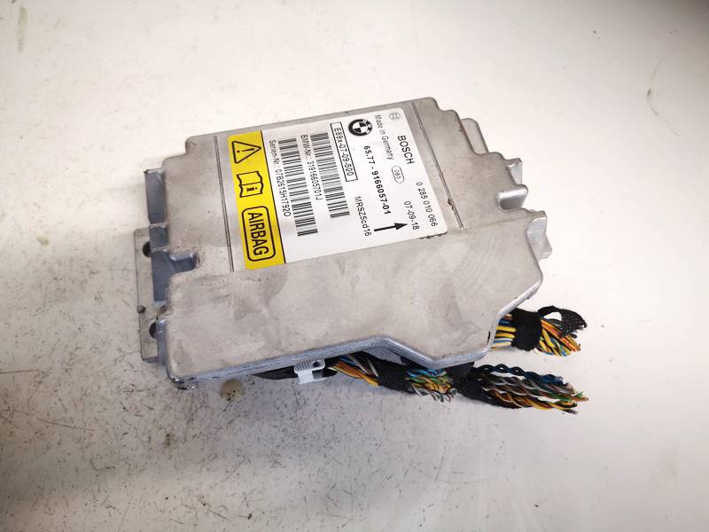 0285010066 BMW 3-Series 2005 Komputer SRS airbag – moduł sterujący poduszek powietrznych