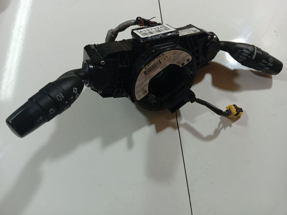 35250SWAE410M1 Honda CR-V 2007 Turn Indicator and wiper stalk switch