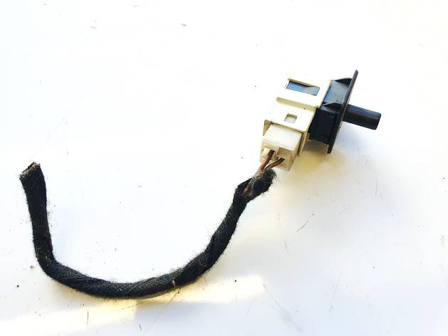 2028209410 Mercedes-Benz E-CLASS 2004 door contacts right