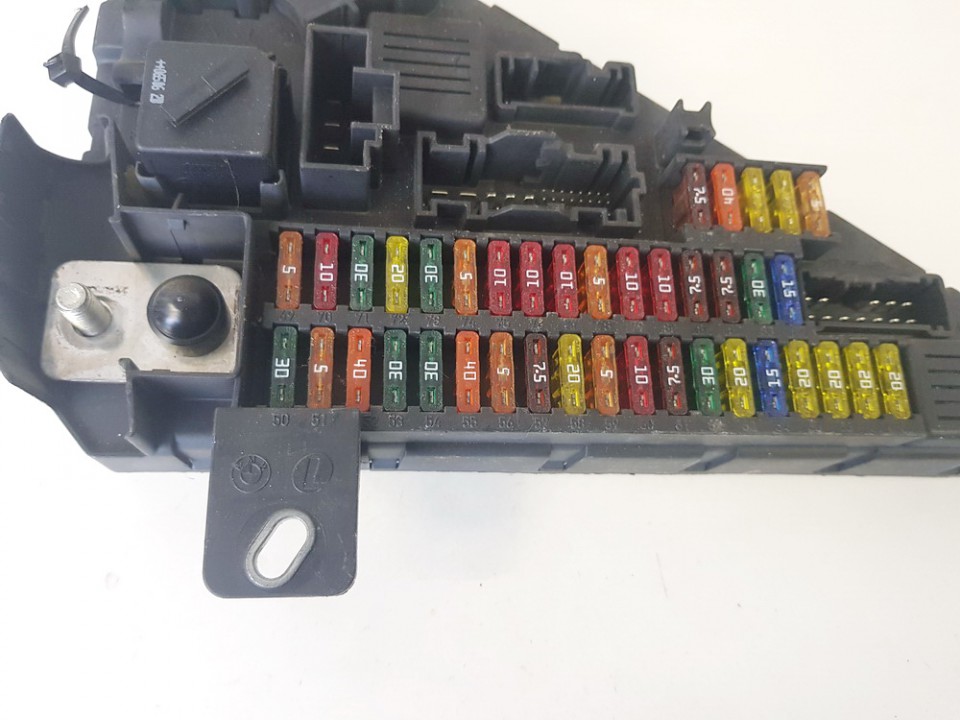 690661901 BMW 5-Series 2006 Fuse box - Thumbnail 2