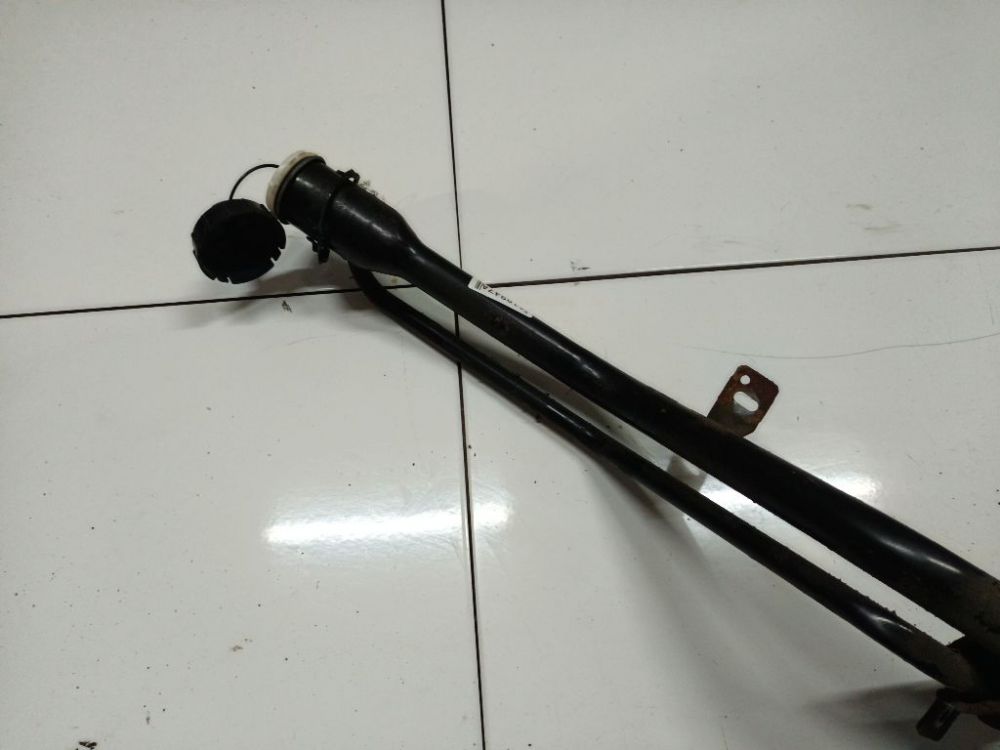 Mazda 3 2008 Króciec wlewu paliwa - Thumbnail 2