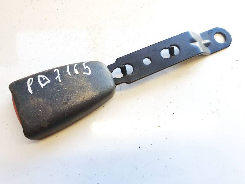 4595 Volvo V70 1999 Zaczep pasa bezpieczeństwa - PRZEDNIE PRAWE